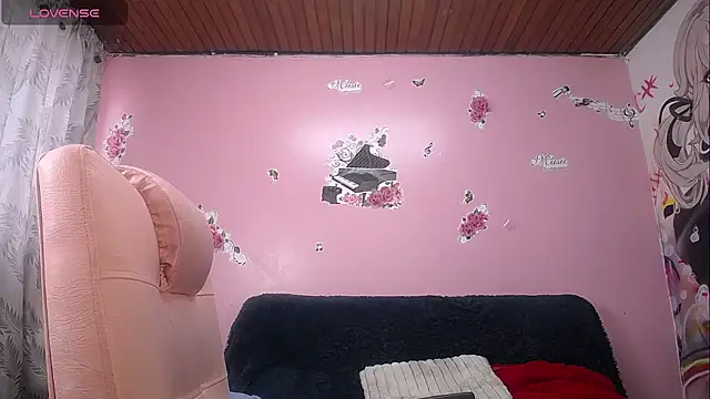 Snapshot of Sofii_cutee chatting on January 2025 12:13:01 PM Sofii cutee online show from January 2025 12:13:01 PM