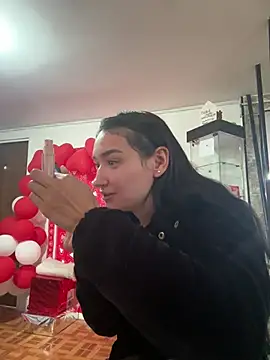 Snapshot of Sofii_cutee chatting on February 2025 01:53:02 PM Sofii cutee online show from February 2025 01:53:02 PM