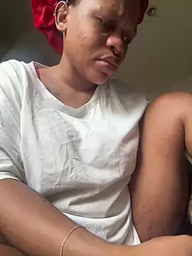 Boneca25 online show from April 2026 11:44:02 AM