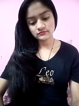 Tanu-00 online show from November 2025 12:26:01 PM