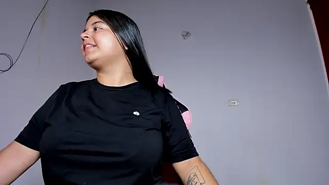 Little Shaara online show from December 2025 08:48:01 PM