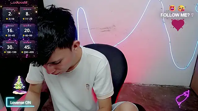 Alexxx lov online show from December 2025 01:06:01 PM