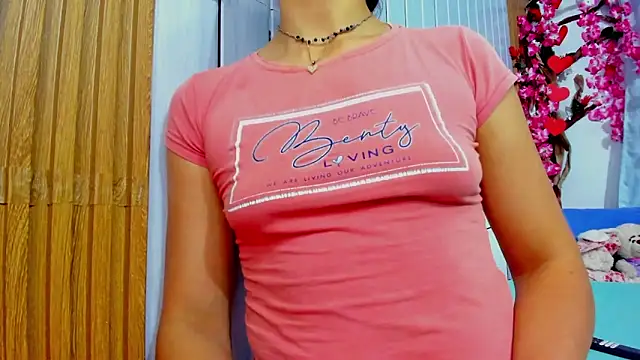 Snapshot of vicky__skinny_1 chatting on March 2025 03:32:01 AM vicky  skinny 1 online show from March 2025 03:32:01 AM