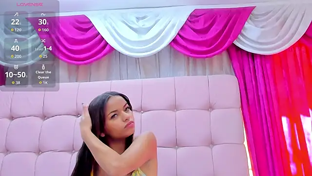 CanelaDevil  online show from September 2025 08:19:01 PM