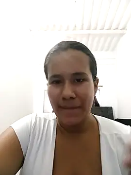 Snapshot of sol_miluna2 chatting on September 2025 03:16:01 PM sol miluna2 online show from September 2025 03:16:01 PM