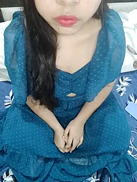 JANVI MISHRA1 online show from April 2026 05:33:01 PM