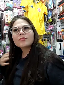 Vale Saenzz online show from April 2026 09:42:01 PM