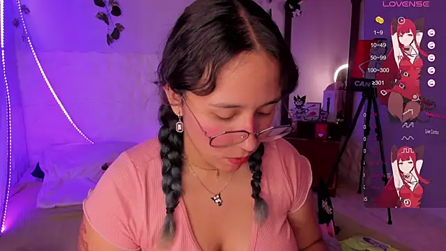 Snapshot of Ludovica6669 chatting on February 2025 11:45:01 PM Ludovica6669 online show from February 2025 11:45:01 PM