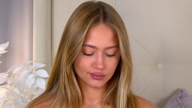 ur wet dreams online show from September 2025 01:27:01 PM