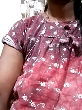 Snapshot of TeluguammayiMahi chatting on February 2025 08:59:02 AM TeluguammayiMahi online show from February 2025 08:59:02 AM