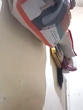 Snapshot of TeluguammayiMahi chatting on February 2025 07:49:01 AM TeluguammayiMahi online show from February 2025 07:49:01 AM