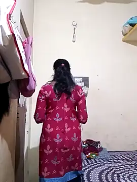 Snapshot of TeluguammayiMahi chatting on February 2025 09:42:01 PM TeluguammayiMahi online show from February 2025 09:42:01 PM