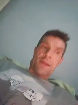 Snapshot of Schkodnik chatting on August 2026 04:11:01 AM Schkodnik online show from August 2026 04:11:01 AM