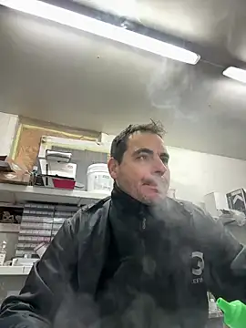 Snapshot of justeqqun chatting on January 2025 11:44:02 AM justeqqun online show from January 2025 11:44:02 AM