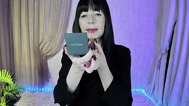 MonicaCheerful online show from December 2025 11:38:02 AM