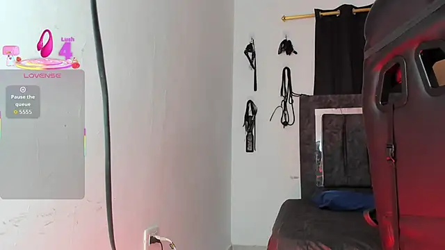 Nicol TransGirl online show from November 2025 03:42:02 AM