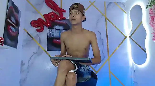 KING STYLE2 online show from March 2025 03:09:02 AM