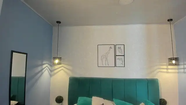 ninna curly online show from November 2025 08:41:01 PM