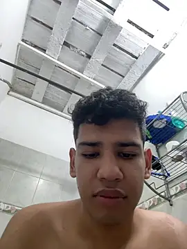 Snapshot of Santiago-Thompson chatting on November 2025 07:49:02 PM Santiago-Thompson online show from November 2025 07:49:02 PM