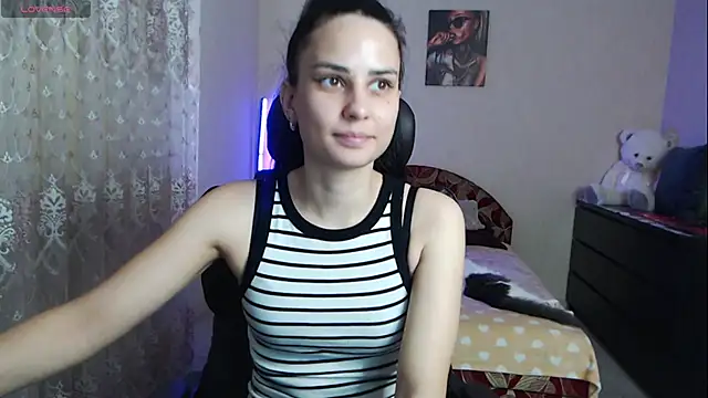 Snapshot of Kriss_brunette_5 chatting on November 2025 09:11:01 AM Kriss brunette 5 online show from November 2025 09:11:01 AM