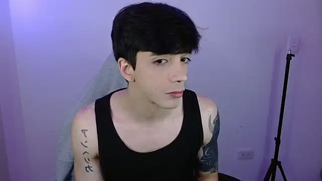 H3ll B0I online show from March 2026 11:44:01 PM