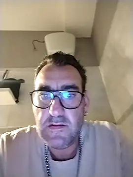 Snapshot of Hardasanut chatting on October 2025 09:34:02 PM Hardasanut online show from October 2025 09:34:02 PM