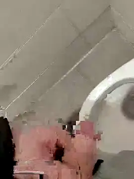 Milankure111 online show from February 2025 09:57:01 PM