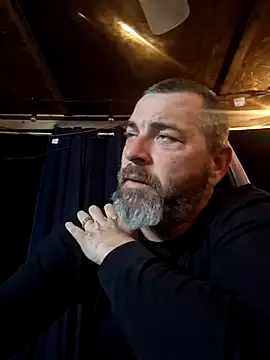 Snapshot of thickdaddy2982 chatting on January 2025 01:50:01 AM thickdaddy2982 online show from January 2025 01:50:01 AM