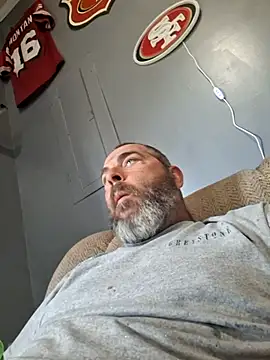 Snapshot of thickdaddy2982 chatting on March 2025 07:37:02 PM thickdaddy2982 online show from March 2025 07:37:02 PM