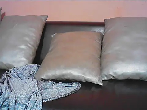 Snapshot of kajal__bhabhi_ chatting on February 2025 09:55:01 PM kajal bhabhi online show from February 2025 09:55:01 PM
