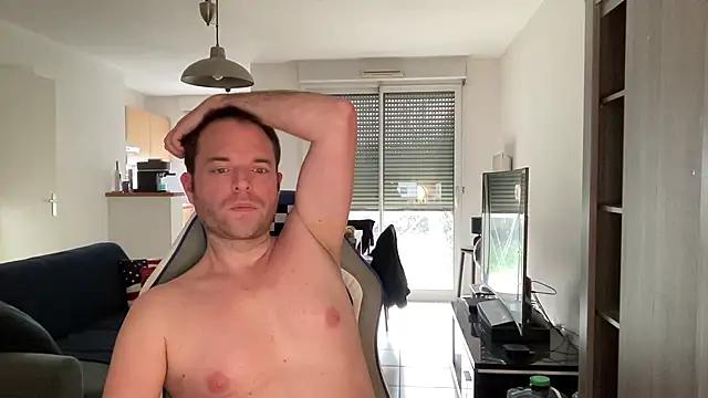 Funnyjul31 online show from February 2025 04:26:02 PM