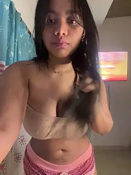 my cam online show from December 2025 08:05:02 PM