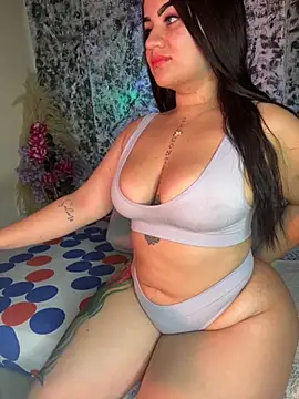 Snapshot of alexa_cf chatting on October 2025 06:23:02 AM alexa cf online show from October 2025 06:23:02 AM