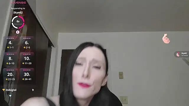 Snapshot of Ivyrose4999 chatting on June 2026 02:54:02 PM Ivyrose4999 online show from June 2026 02:54:02 PM