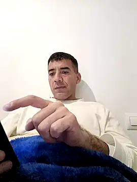 juanignacioargentino online show from February 2025 11:58:02 PM