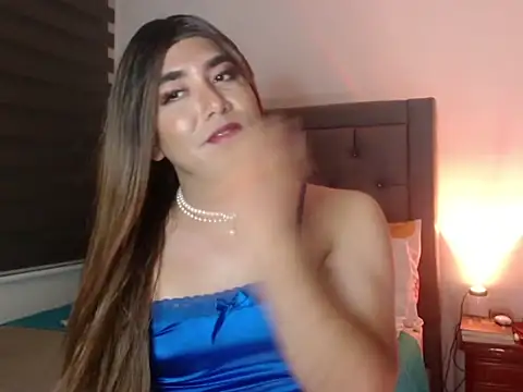 Snapshot of k_i_m_o_r_a_h chatting on June 2026 04:37:01 AM k i m o r a h online show from June 2026 04:37:01 AM