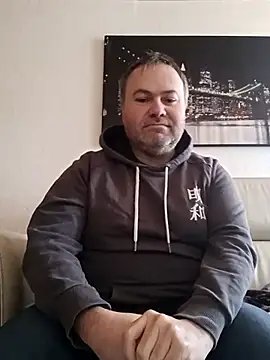 Snapshot of Pourleplasirs chatting on February 2025 12:39:02 PM Pourleplasirs online show from February 2025 12:39:02 PM