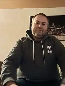 Snapshot of Pourleplasirs chatting on February 2025 11:32:02 PM Pourleplasirs online show from February 2025 11:32:02 PM