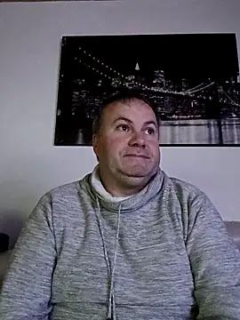 Snapshot of Pourleplasirs chatting on December 2025 10:27:01 PM Pourleplasirs online show from December 2025 10:27:01 PM