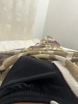 jhonnes  online show from February 2025 04:16:02 AM