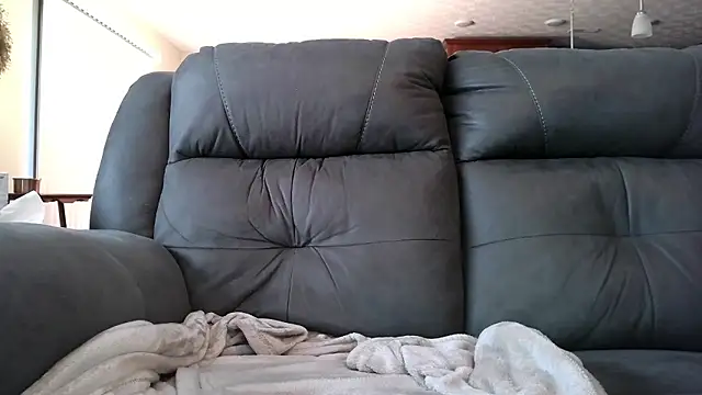 Troyt87 online show from January 2026 07:27:01 PM