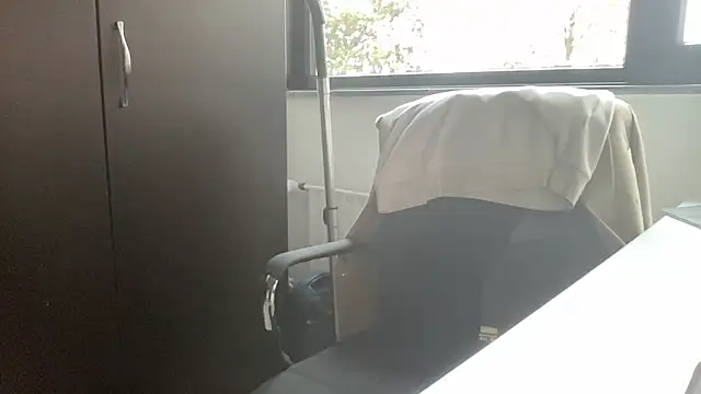 bullyboyy online show from November 2025 02:49:02 PM