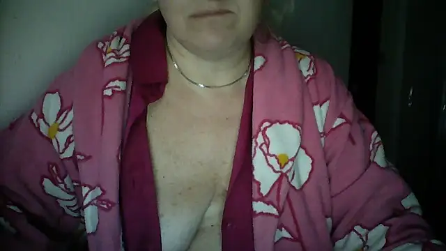 Snapshot of Mayya4321 chatting on November 2025 07:41:01 AM Mayya4321 online show from November 2025 07:41:01 AM