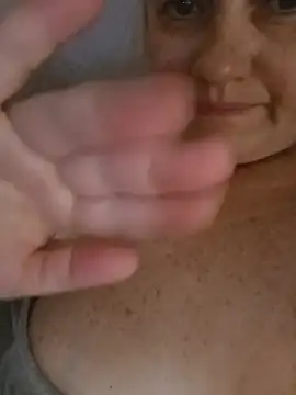 Snapshot of Mayya4321 chatting on July 2026 06:40:02 AM Mayya4321 online show from July 2026 06:40:02 AM