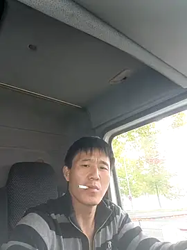 Snapshot of wadmma chatting on October 2025 09:17:02 AM wadmma online show from October 2025 09:17:02 AM