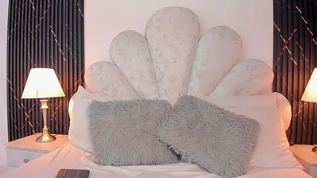 Ariana greenblat online show from April 2026 12:03:02 PM