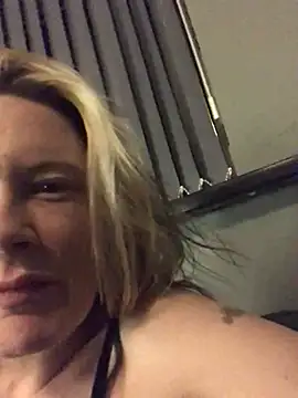 blondey206 online show from March 2025 11:05:01 PM