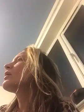 blondey206 online show from March 2026 01:54:02 AM