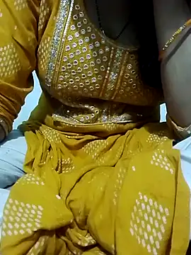 Snapshot of saaniya chatting on October 2025 05:43:02 PM saaniya online show from October 2025 05:43:02 PM