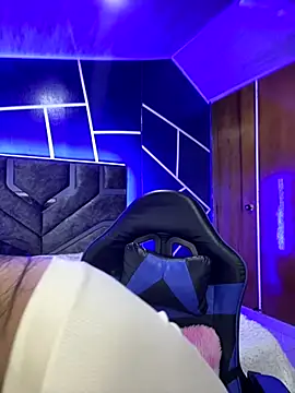 Melody rousse  online show from October 2025 07:02:01 PM